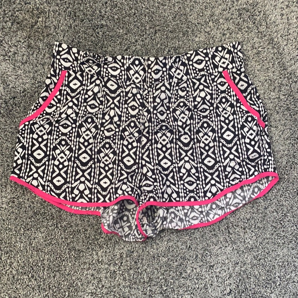 B Jewel Patterned High Waisted Shorts